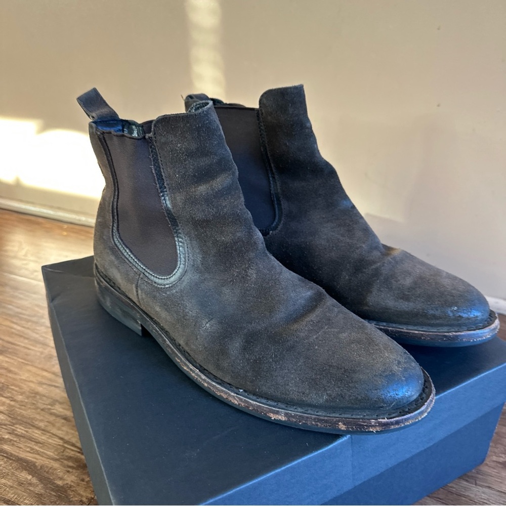 Thursday Boot Co Mens 9 Green Brown Olive Suede Chelsea Boots